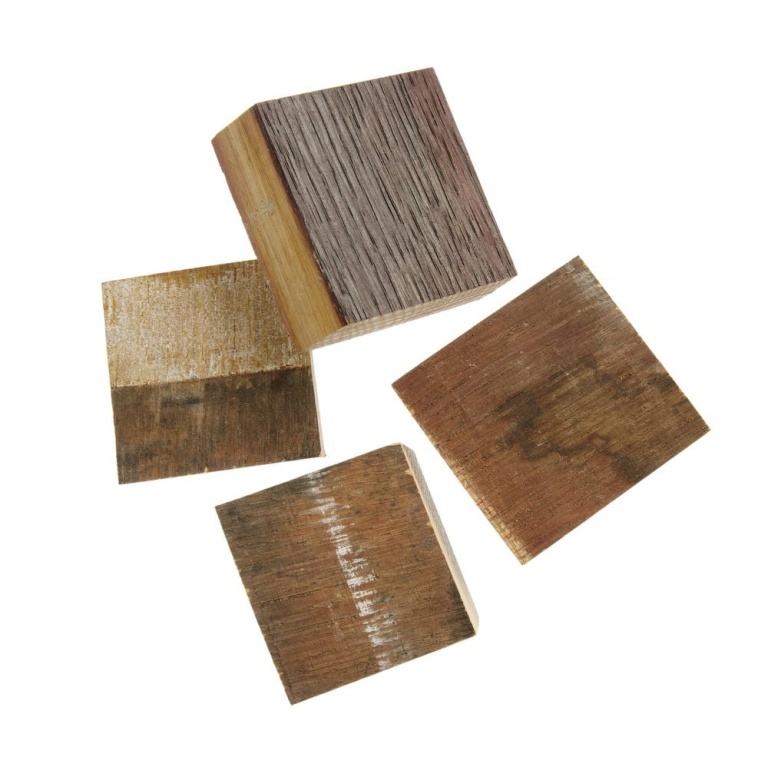 Morceaux de bois de fumage