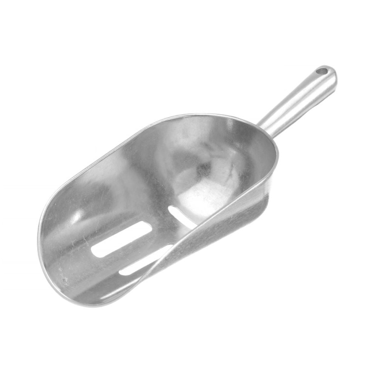 Pelle à glaçons avec fentes