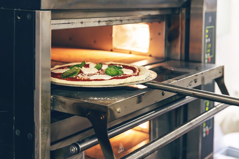 Ouvrir une pizzeria en 2026 : liste complète des équipements indispensables 3 Ouvrir une pizzeria en 2025