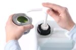 Distributeur pour pâte/gel combustible_2