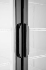 Armoire réfrigérée avec caisson lumineux