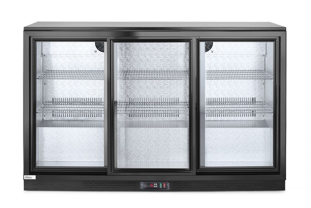 Arrière de bar avec trois portes coulissantes