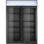 Armoire réfrigérée avec caisson lumineux