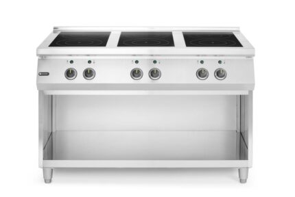 Cuisinière à induction avec 6 foyers
