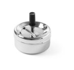 Cendrier avec bouton poussoir